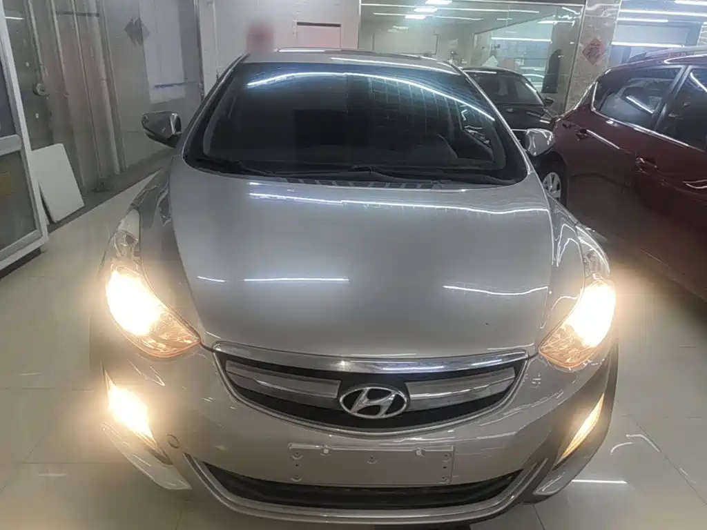 Hyundai Elantra Langdong — миниатюра 3