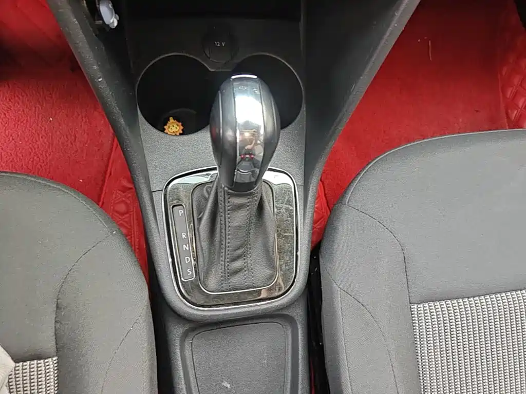 Volkswagen Polo — миниатюра 14