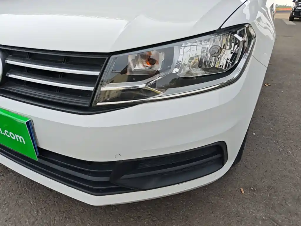 Volkswagen Santana — миниатюра 24