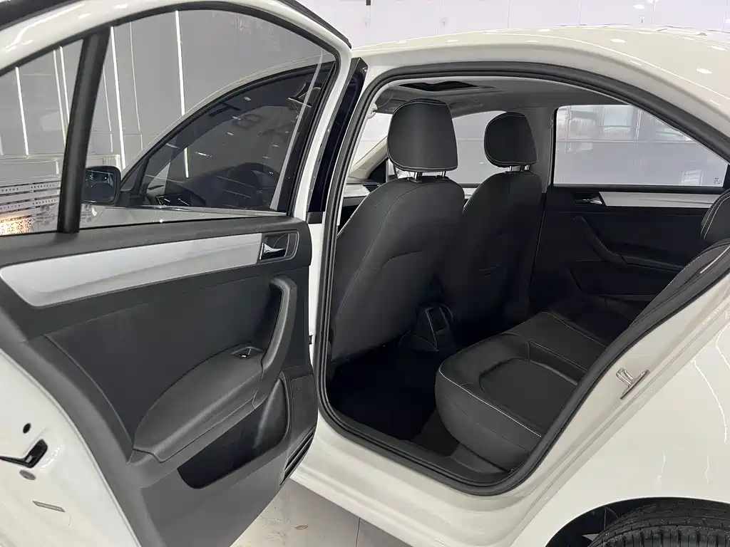 Skoda Rapid — фотографии объявления, Фото 13