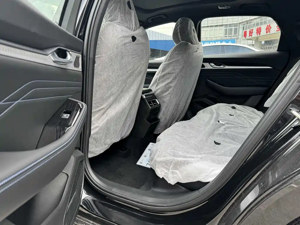 Geely Preface 2025 1.5TD