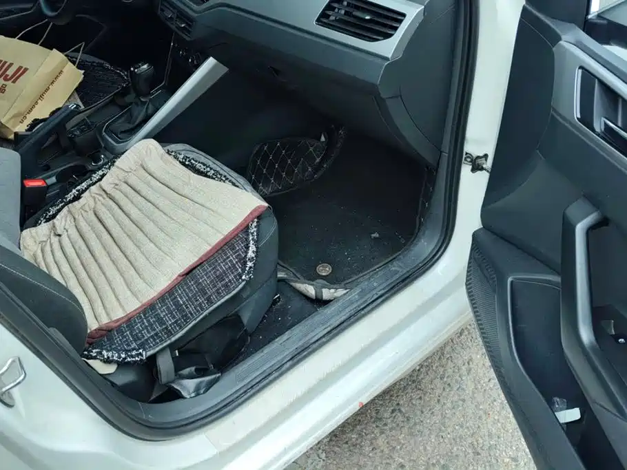 Volkswagen Polo — миниатюра 8