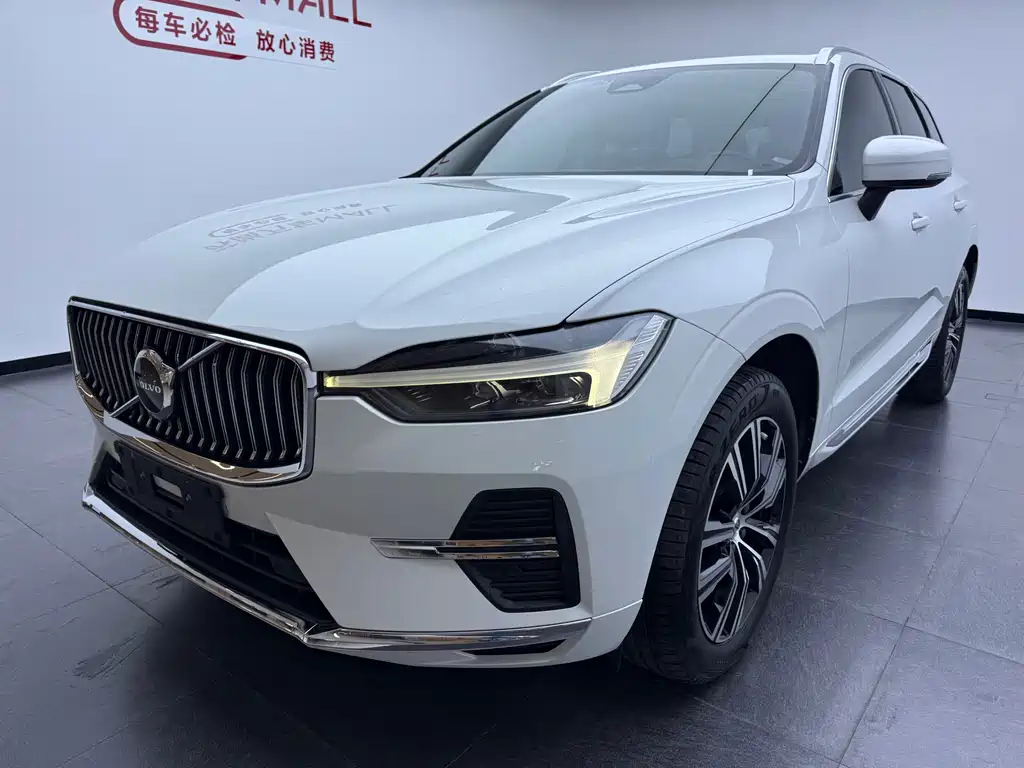 Volvo XC60 2022