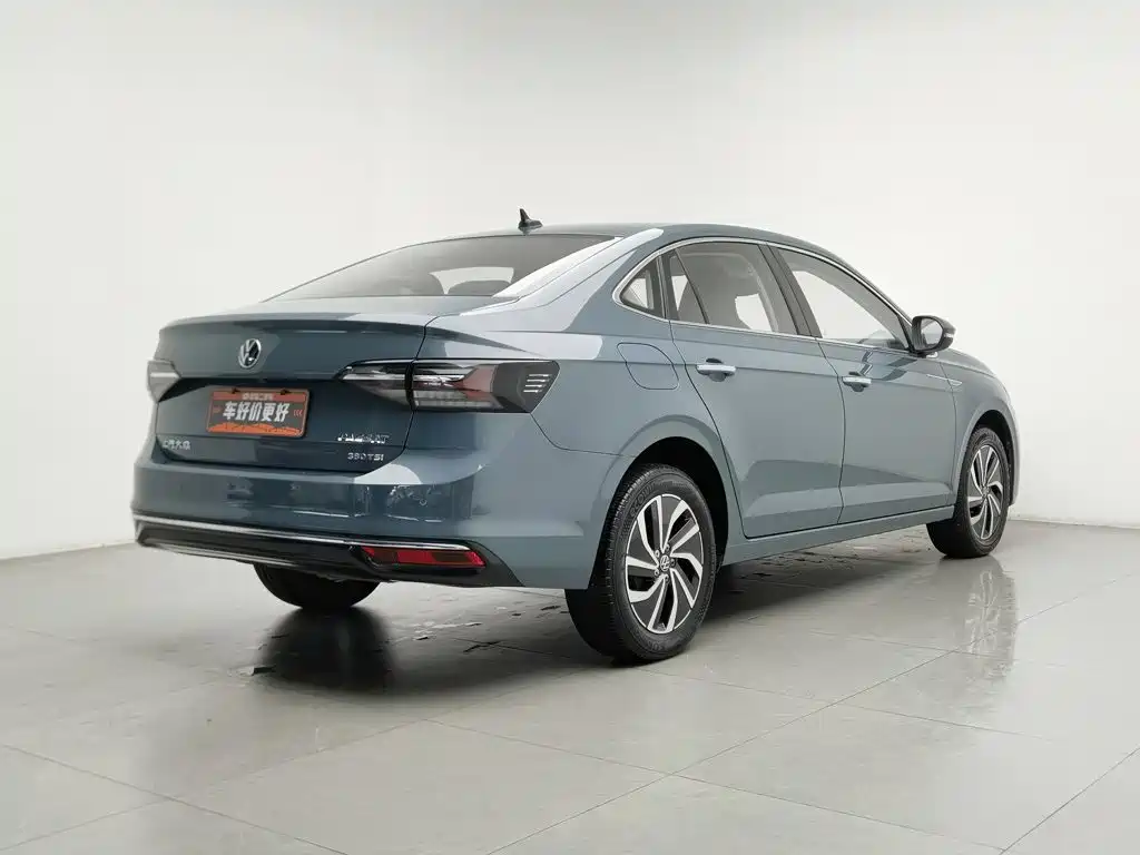 Volkswagen Lavida — миниатюра 2