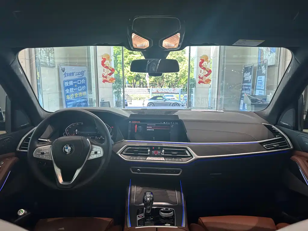BMW X7 — миниатюра 7