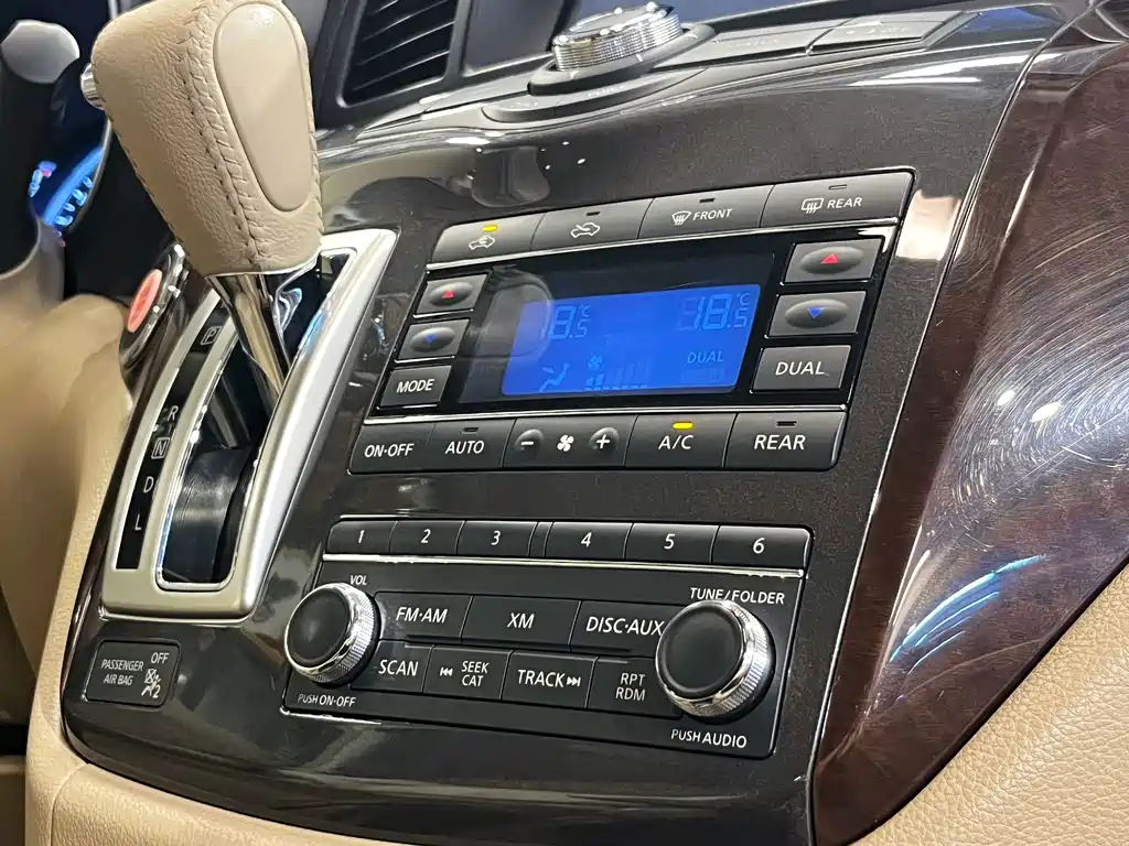 Nissan Quest — миниатюра 14