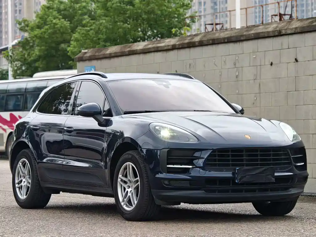 Porsche Macan — миниатюра 2