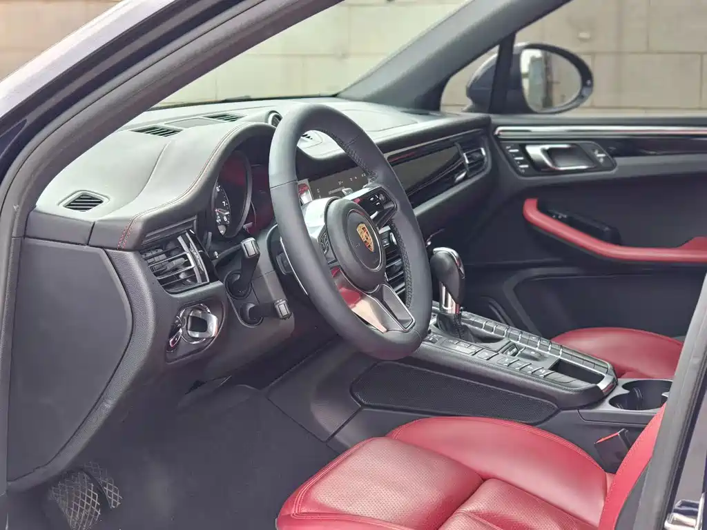 Porsche Macan — миниатюра 4