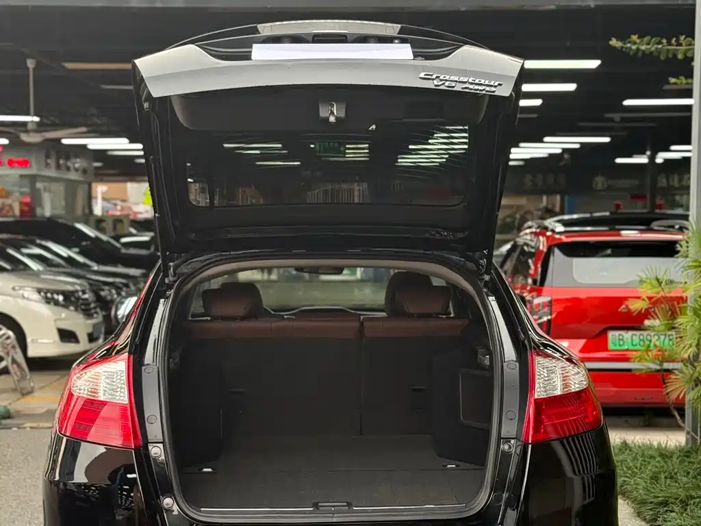 Honda Crosstour — миниатюра 7