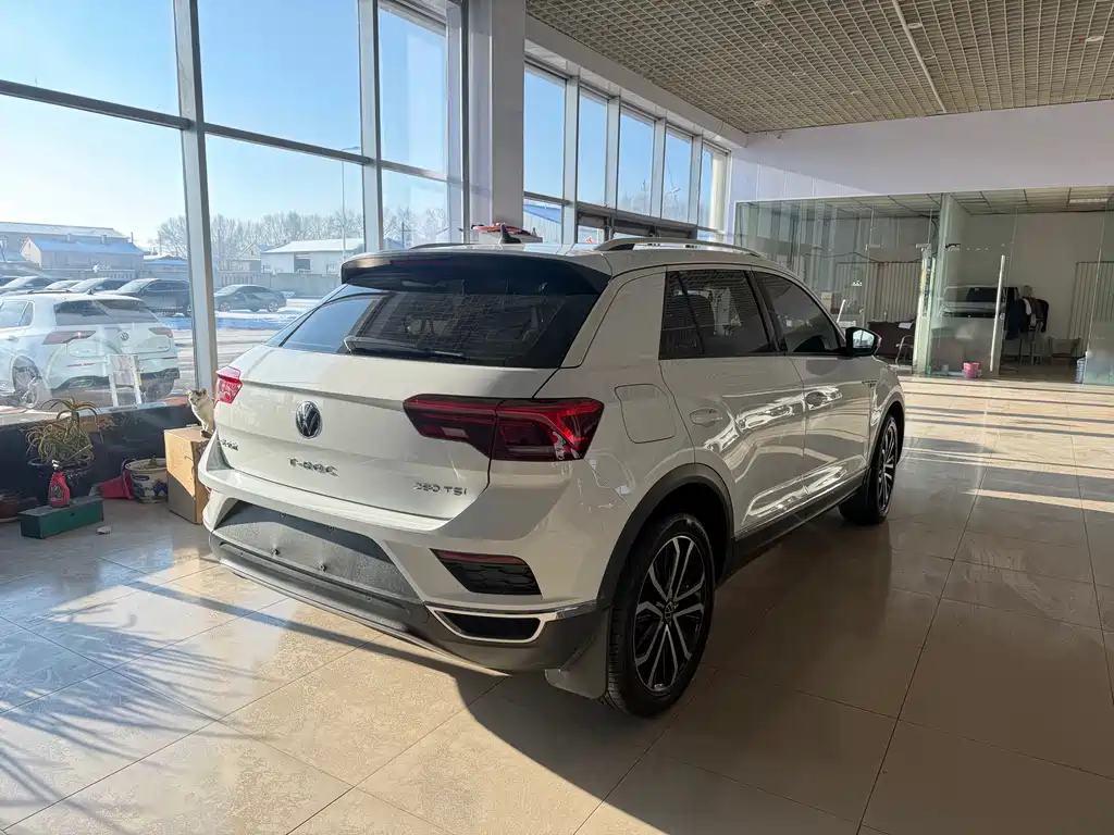 VOLKSWAGEN T ROC EXPLORING SONGS