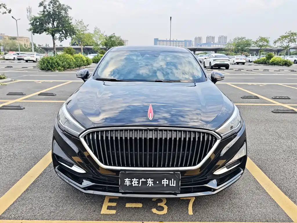 Hongqi Hongqi H5 — миниатюра 2