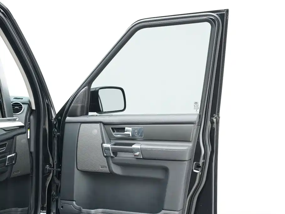 Land Rover Discovery — миниатюра 22