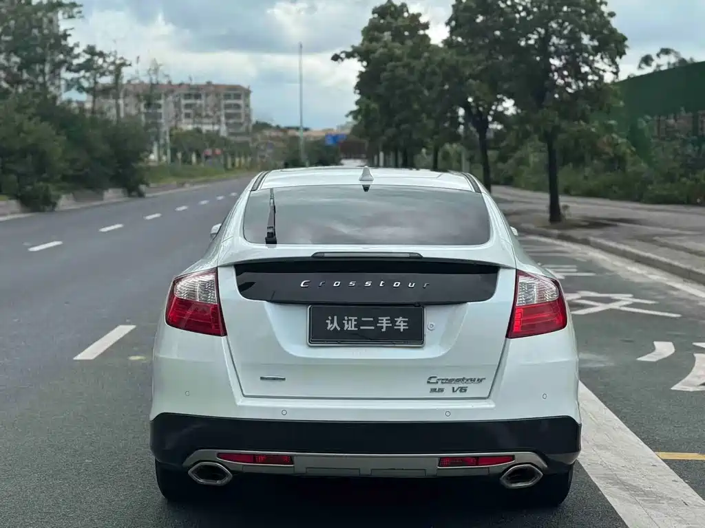 Honda Crosstour — миниатюра 8