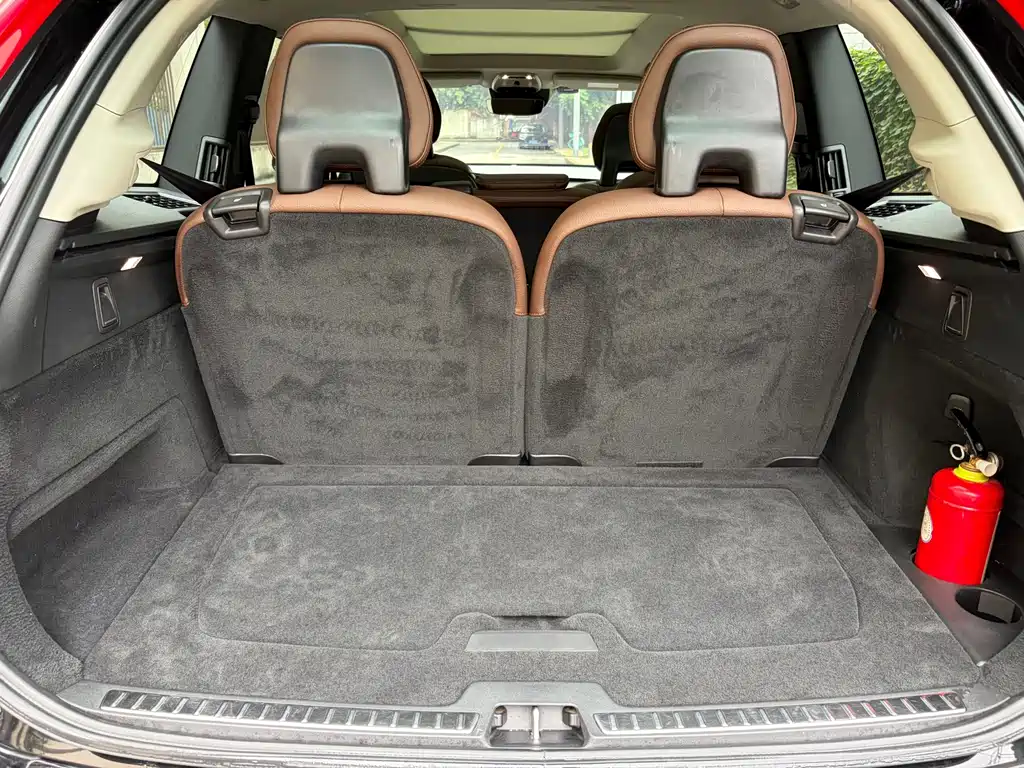 Volvo XC90 — миниатюра 7