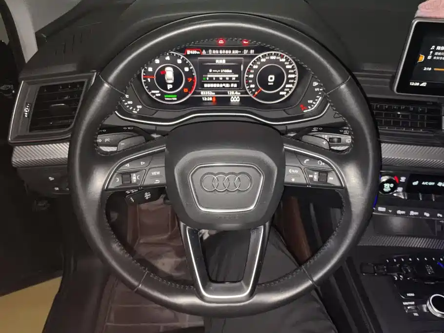 Audi Q5L — миниатюра 10