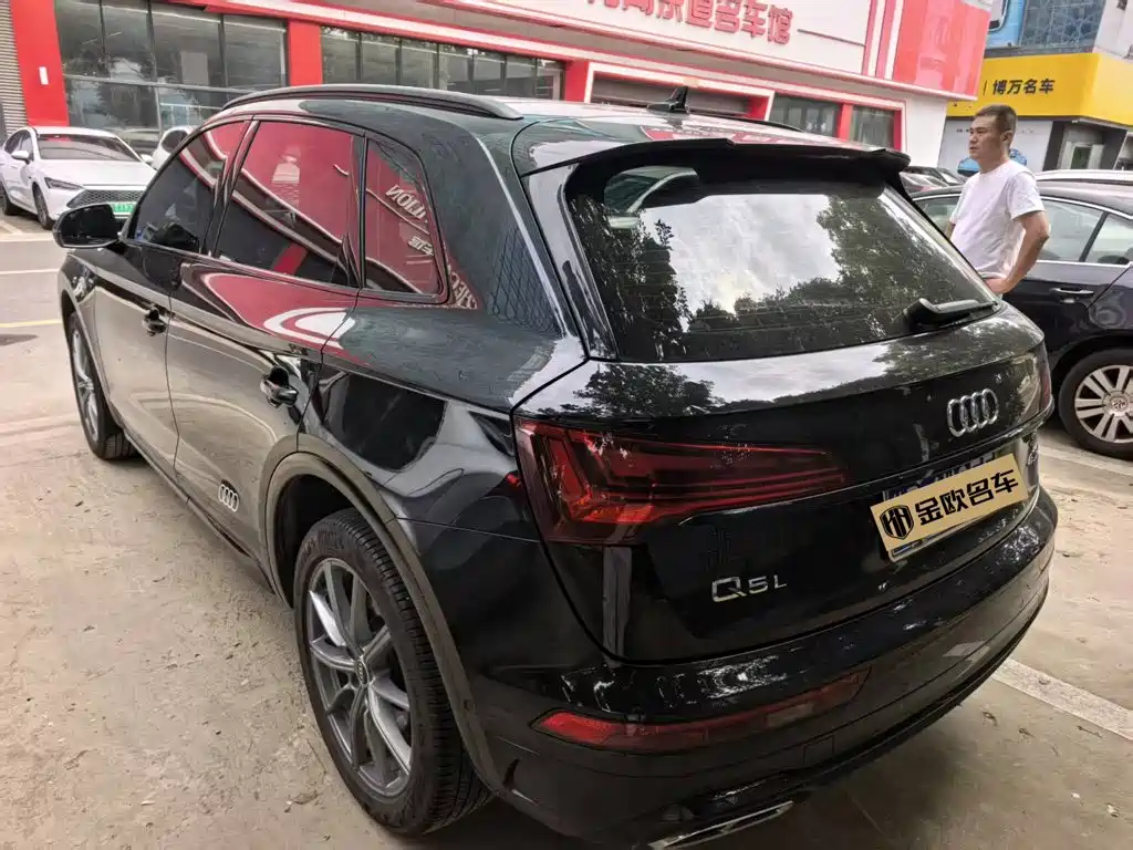 Audi Q5L — миниатюра 6