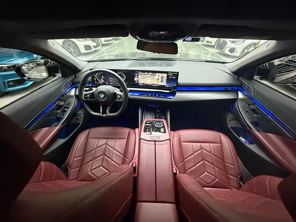 BMW 5 Series — миниатюра 9