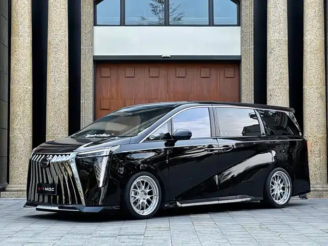 GAC TRUMPCHI M8 2023