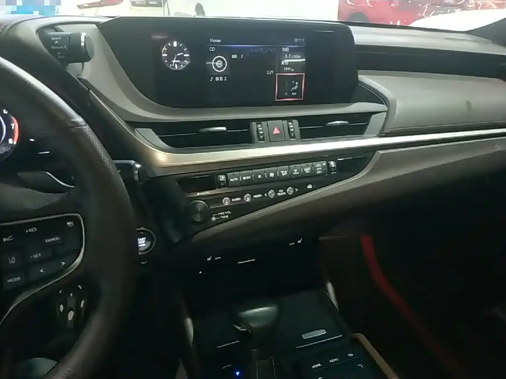 Lexus ES — миниатюра 13