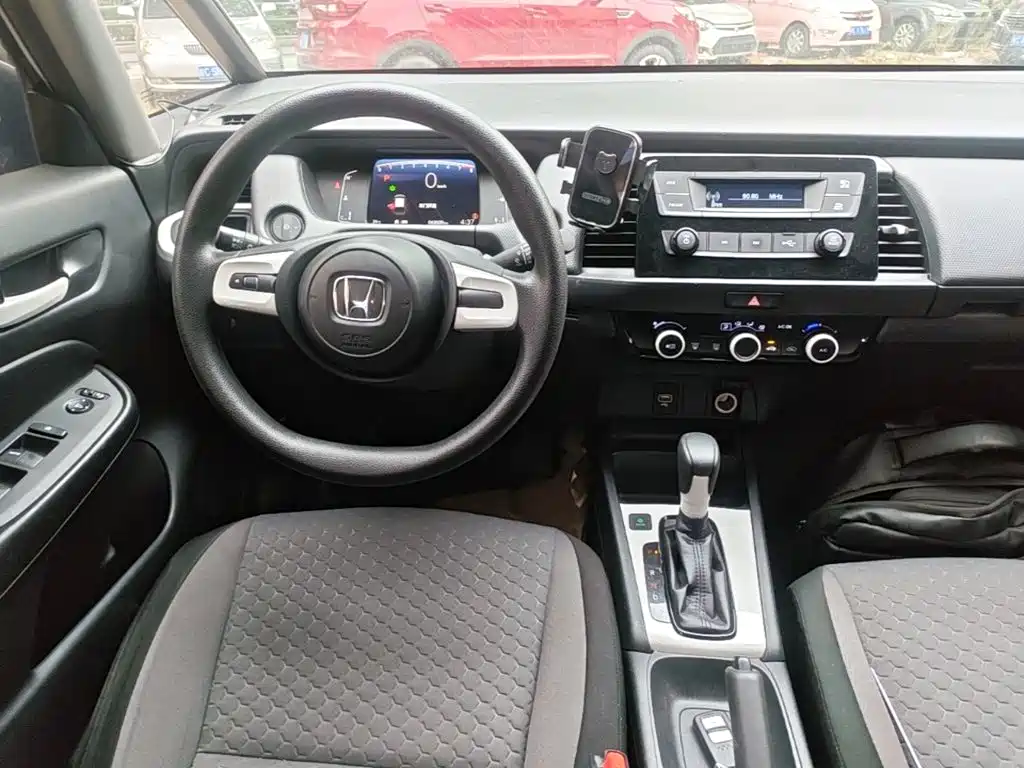 Honda Fit — миниатюра 13
