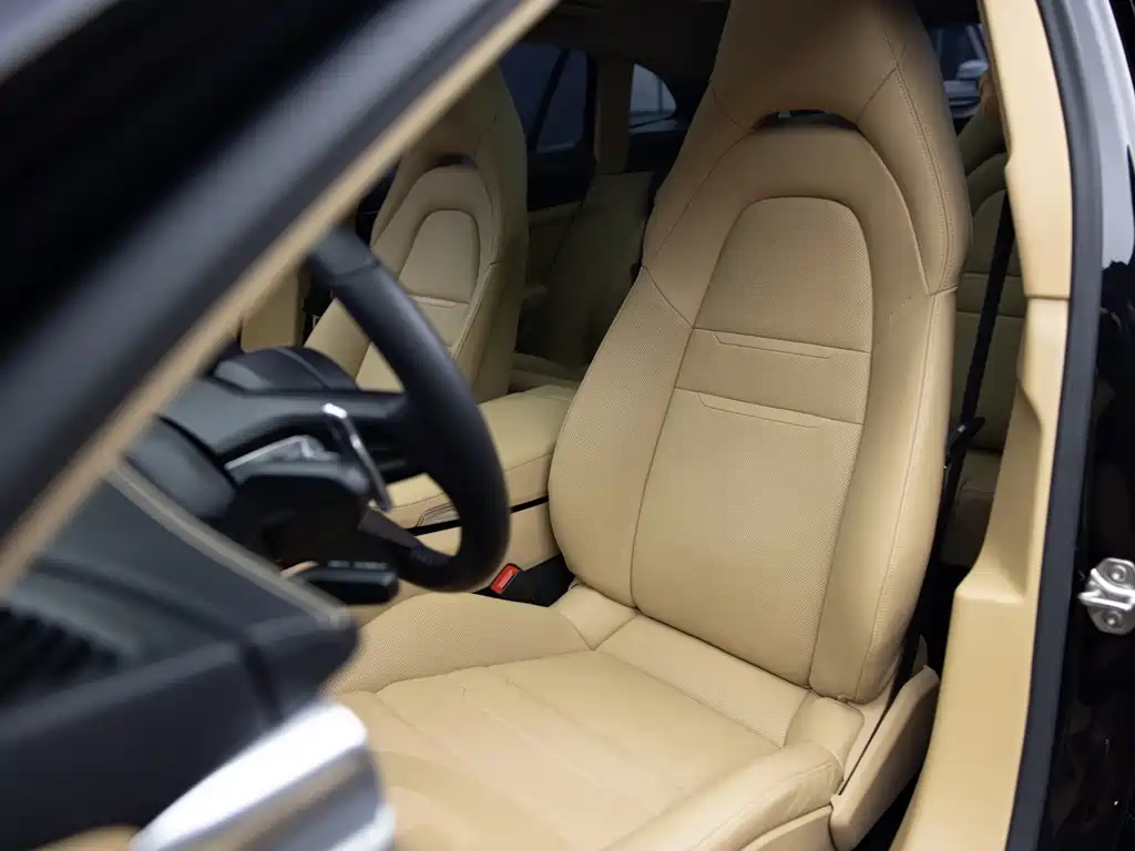 Porsche Panamera — миниатюра 23
