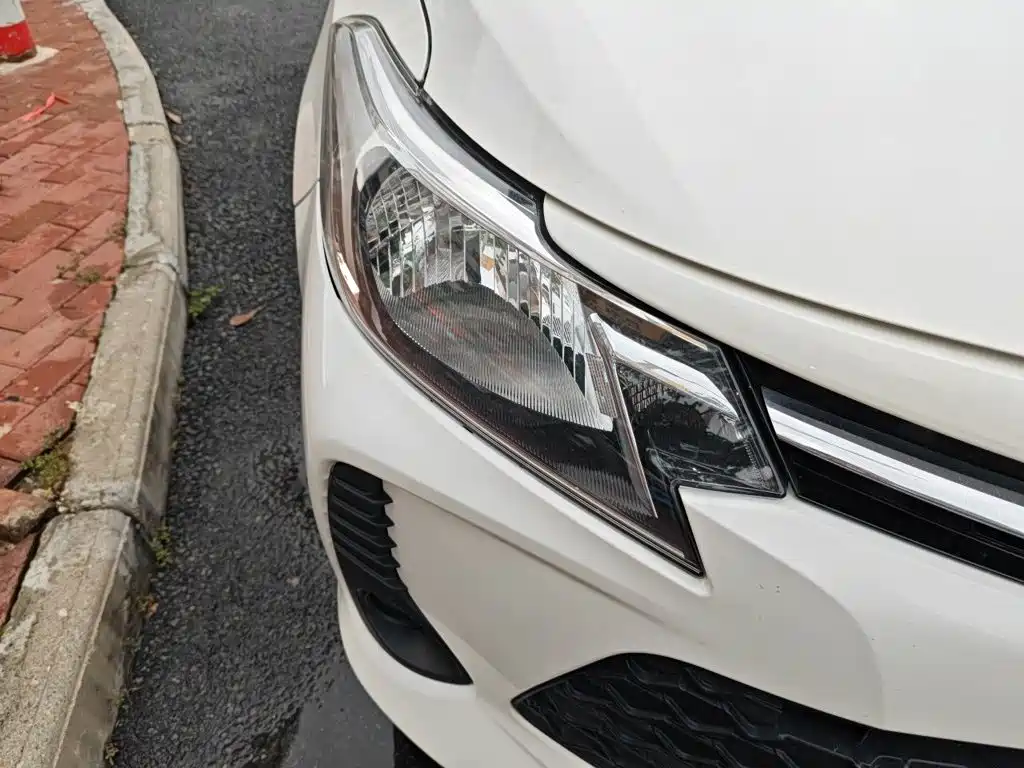 Toyota Vios FS — миниатюра 7