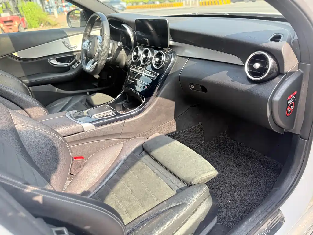 Mercedes-Benz C-Class — миниатюра 9