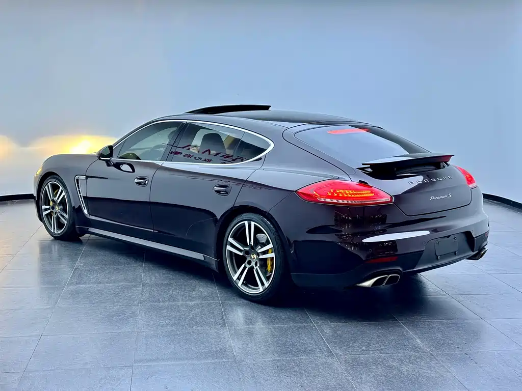Porsche Panamera — миниатюра 16