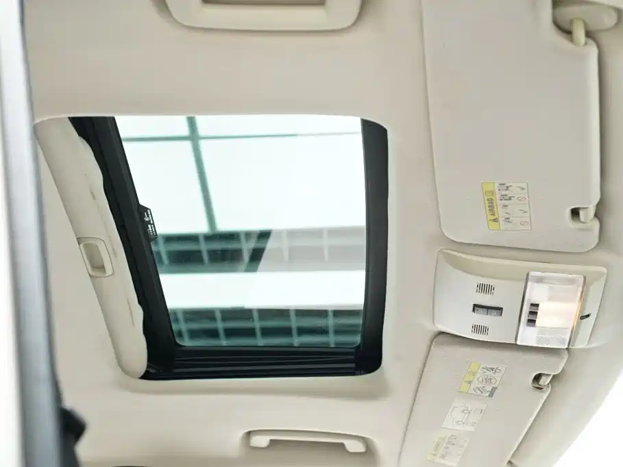 Land Rover Sport — миниатюра 27
