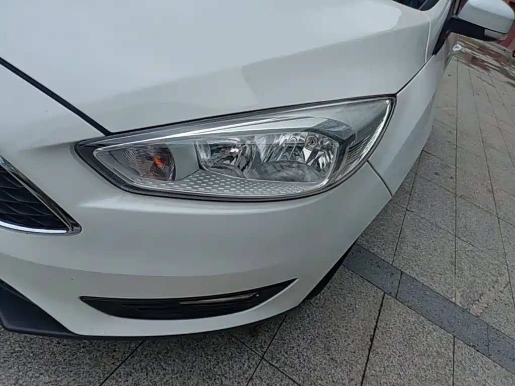 Ford Focus — миниатюра 24