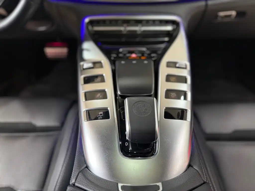 Mercedes-Benz AMG GT — миниатюра 18