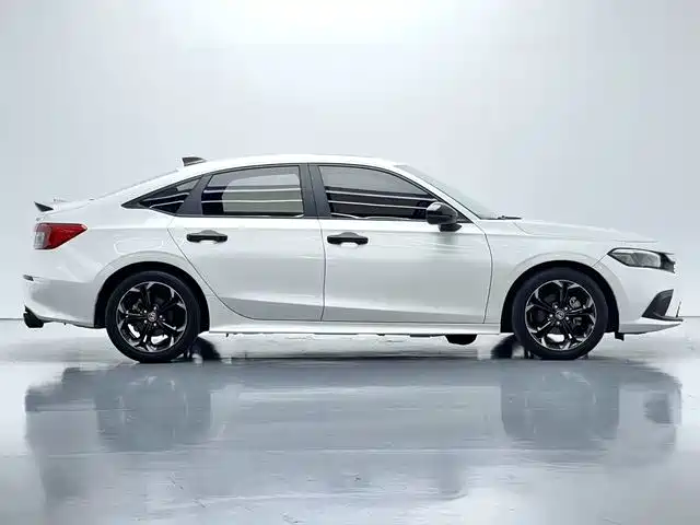 Honda Civic — миниатюра 9