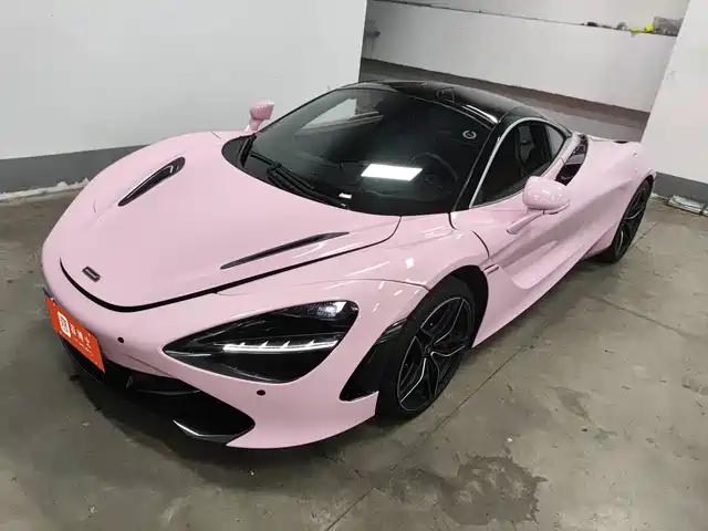 MCLAREN 720S
