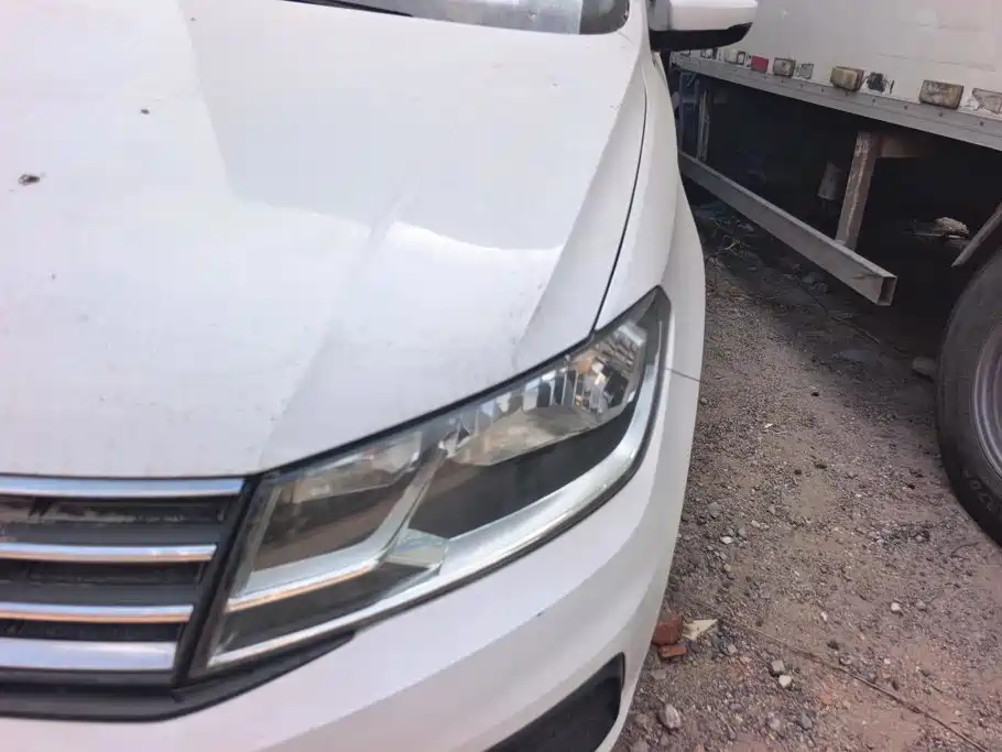 Volkswagen Santana — миниатюра 5