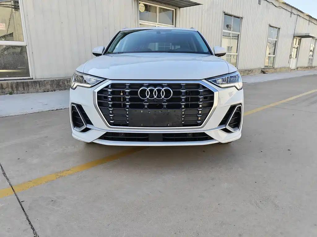 Audi Q3 — миниатюра 2