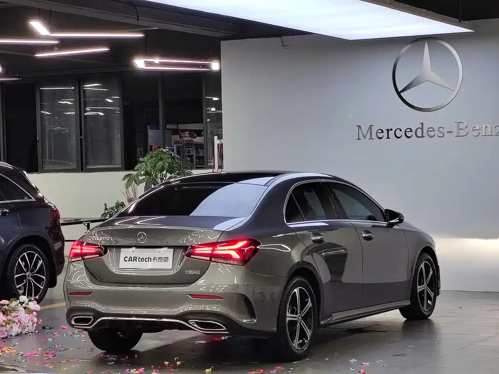 Mercedes-Benz A-Class A 2022 A 200 L Sport Fashion