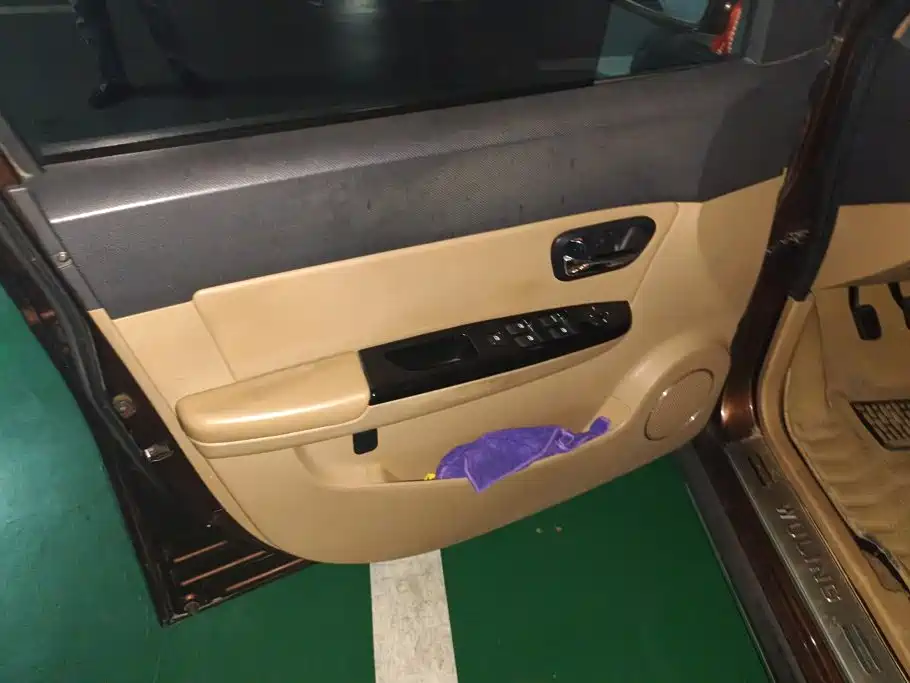 Wuling Hongguang — миниатюра 7
