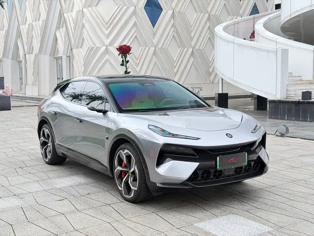 Lotus Eletre — миниатюра 3