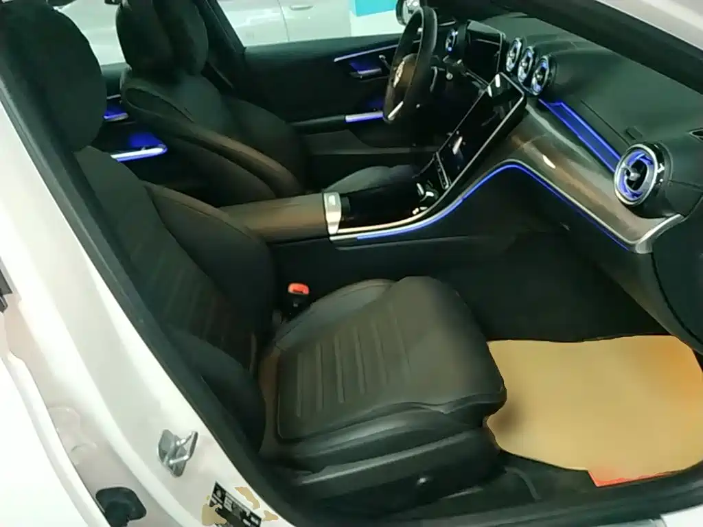 Mercedes-Benz C-Class — миниатюра 25