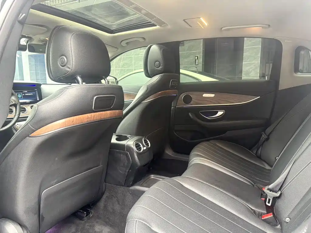 Mercedes-Benz E-Class E 2016 E 300 L Sport Fashion