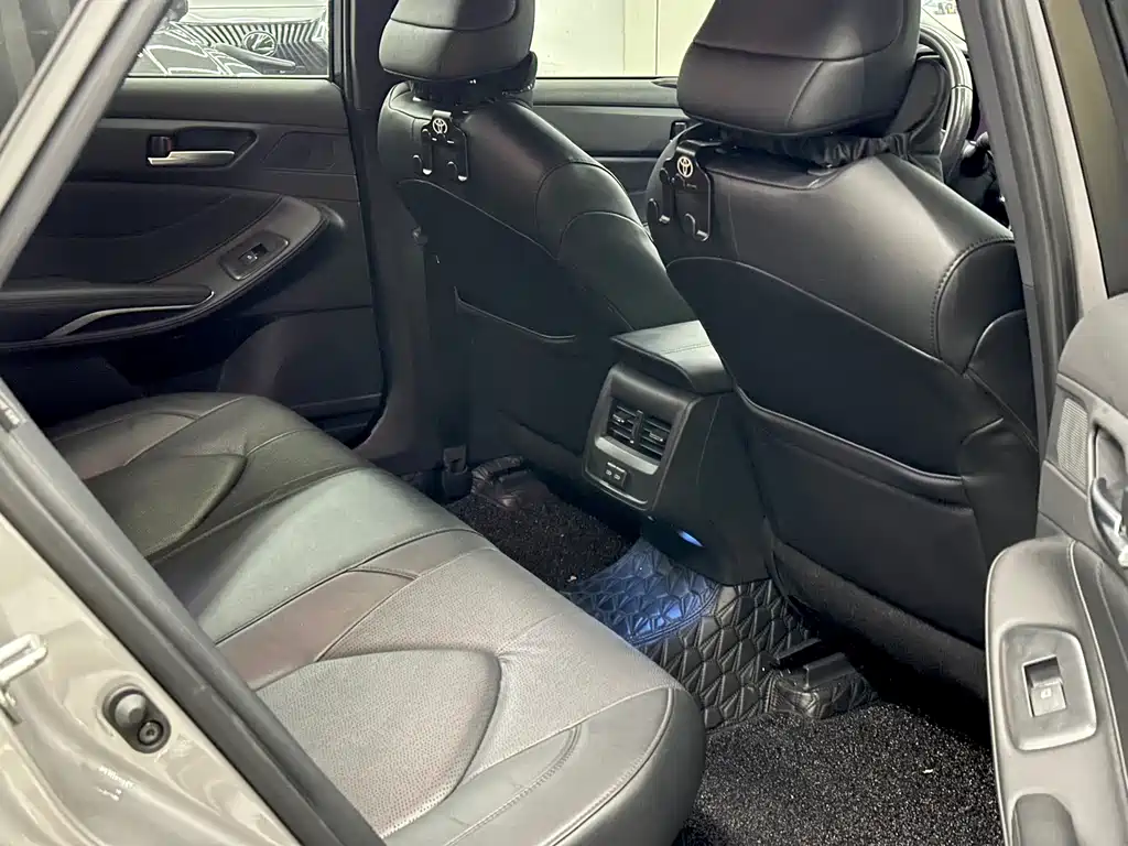 Toyota Avalon 2023 2.5L Luxury