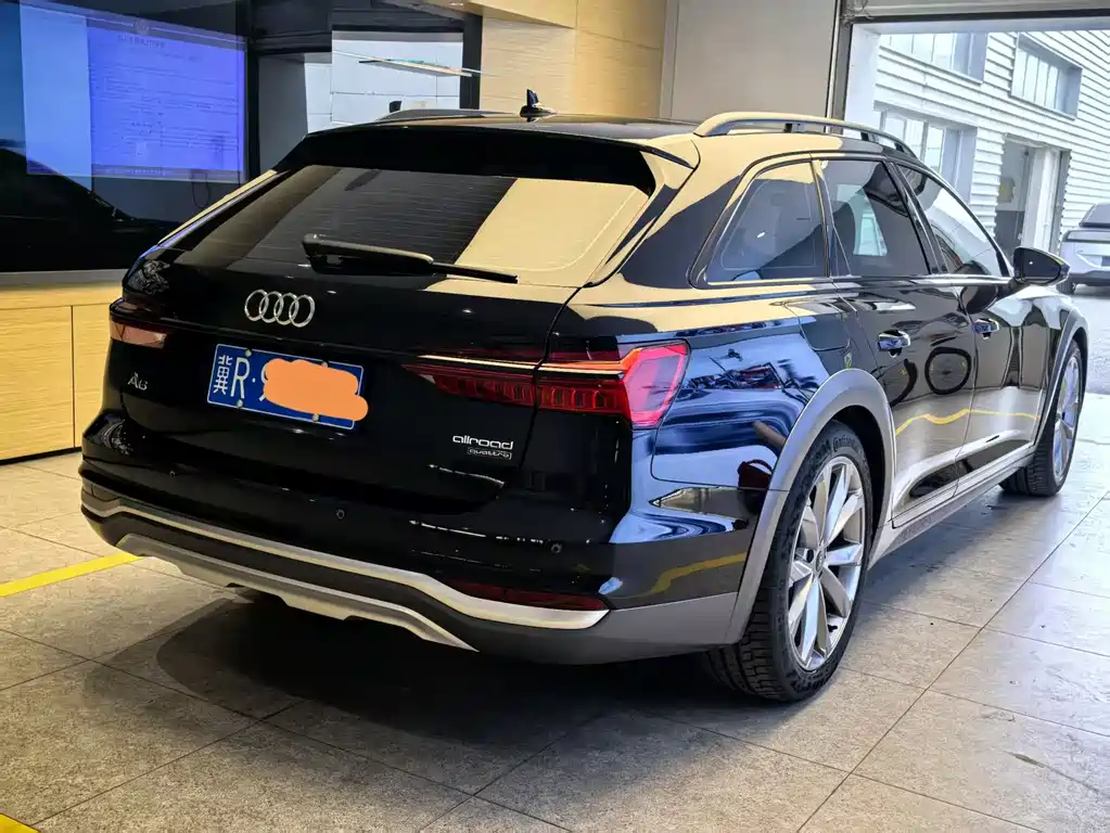 Audi A6 2024 allroad quattro 55 TFSI Premium