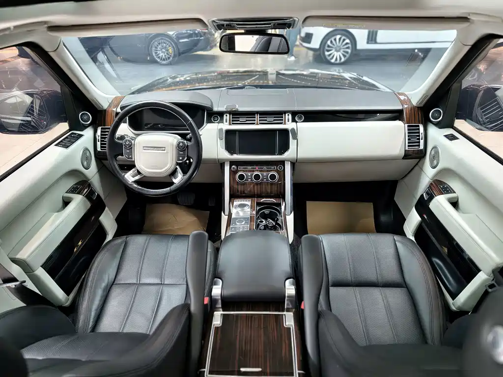Land Rover Range Rover — миниатюра 9