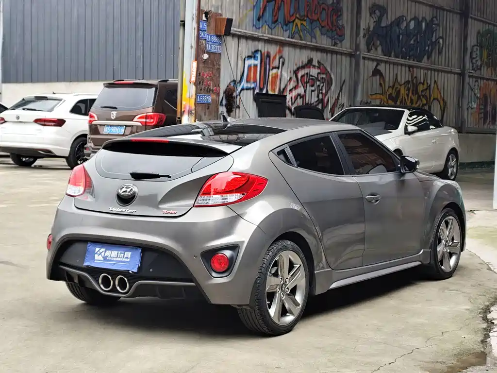 Hyundai Veloster 2012 1.6T MT Comfort