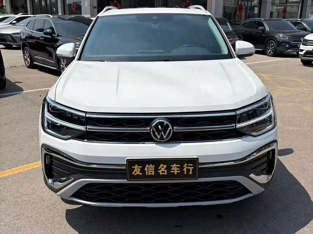 Volkswagen Tharu 2024 300TSI