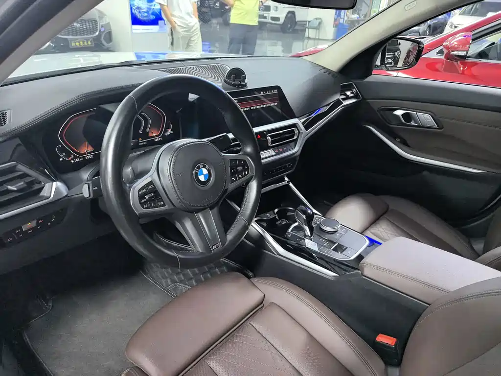 BMW 3 Series — миниатюра 4