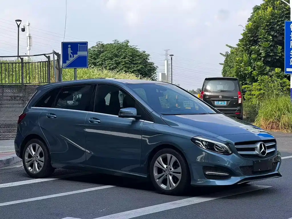 Mercedes-Benz B-Class — миниатюра 3