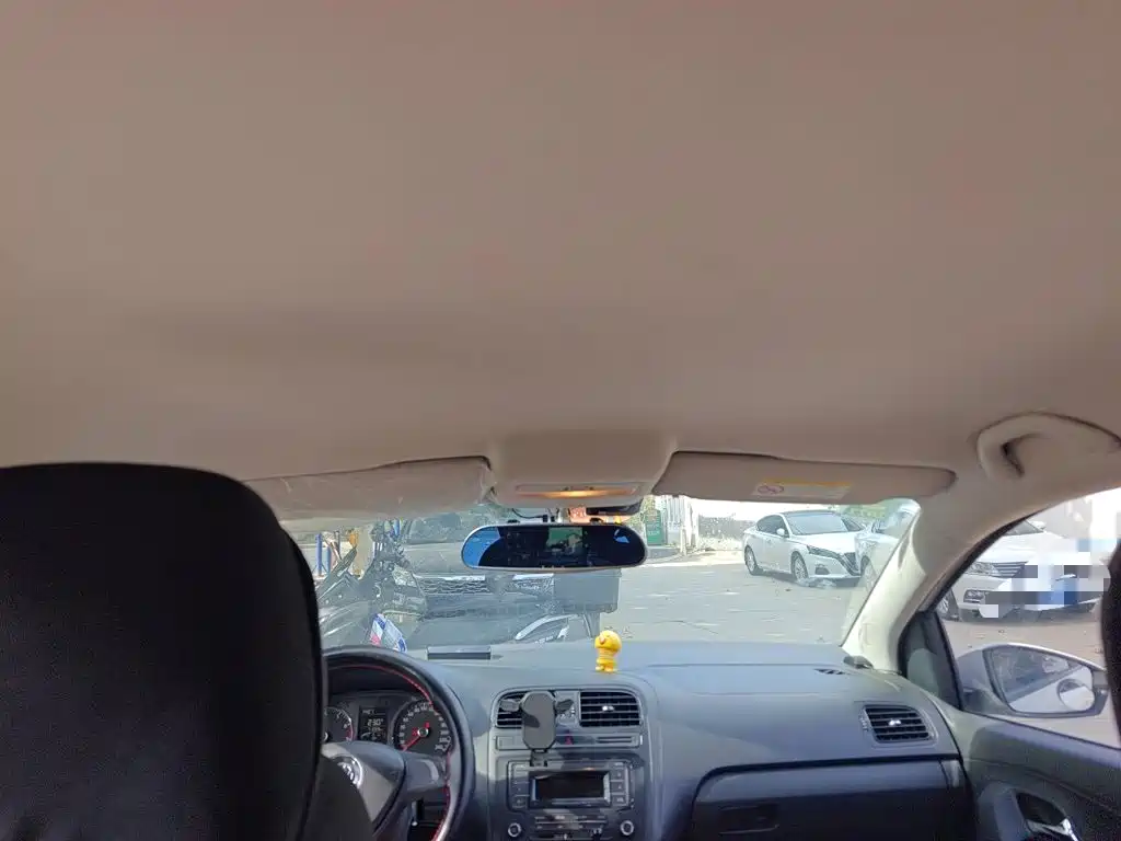 Volkswagen Polo — миниатюра 9