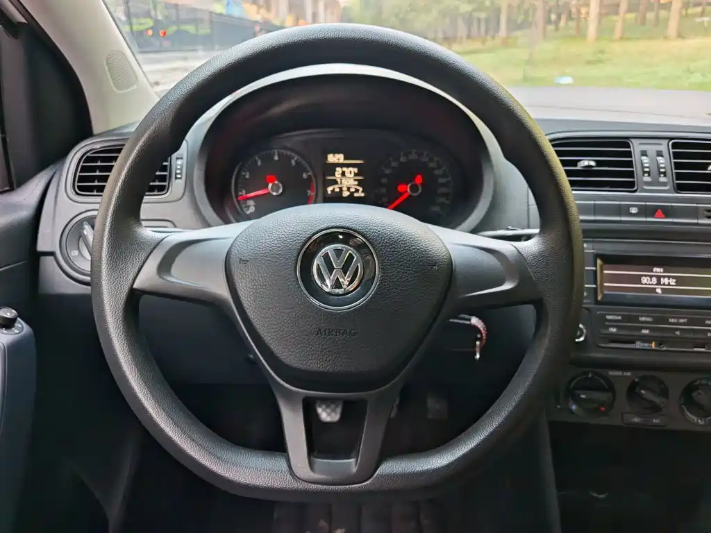 Volkswagen Polo — миниатюра 15