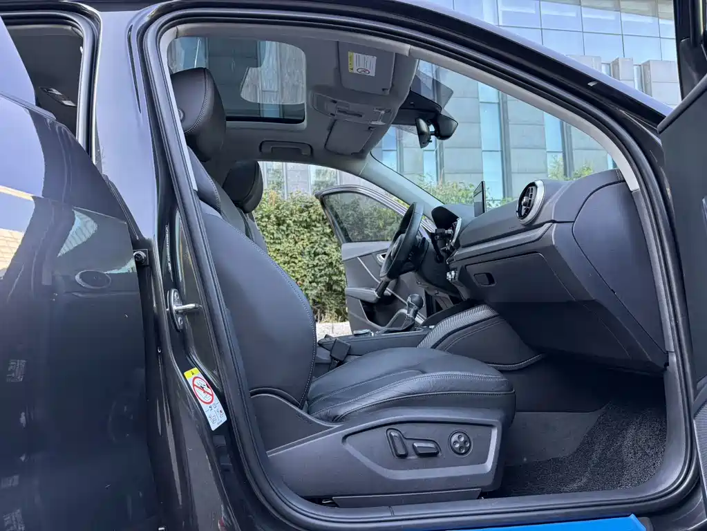 Audi Q2L — миниатюра 13